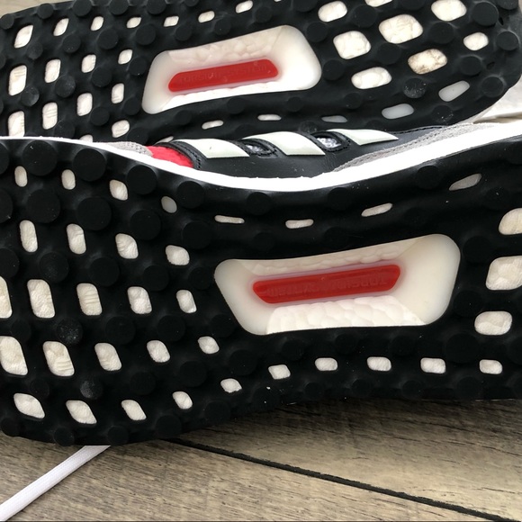 Adidas Ultra Boost • White Grey Scarlett • Mens size 13 - Picture 6 of 6